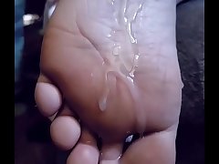 Cum ALL over my dirty little FEET while I'm p.!