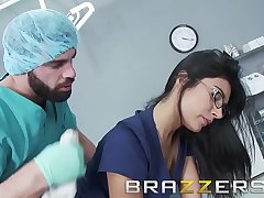 Doctors Adventure - (Shazia Sahari) - Doctor pounds Nurse while patient is out cold - Brazzers
