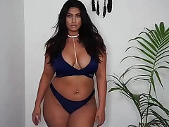 Latina in bikini hardcore