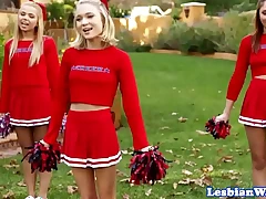 Les cheerleaders fourway joy after pratice