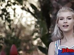 Petite vixen Arya Fae gobbles jizm after interracial hammering