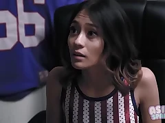 Deep-throating Spear to be Cheerleader Jasmine Grey: AsianSpanks.com